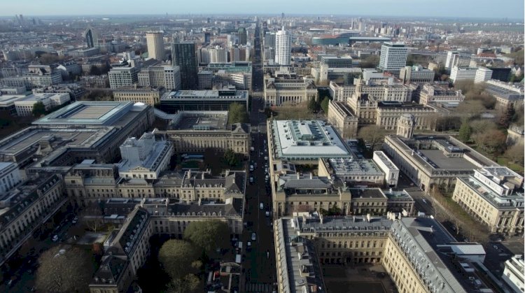 The London real estate market is now under our scrutiny.